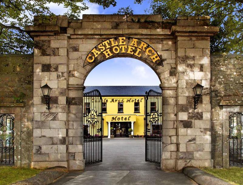 Castle Arch Hotel Trim Buitenkant foto