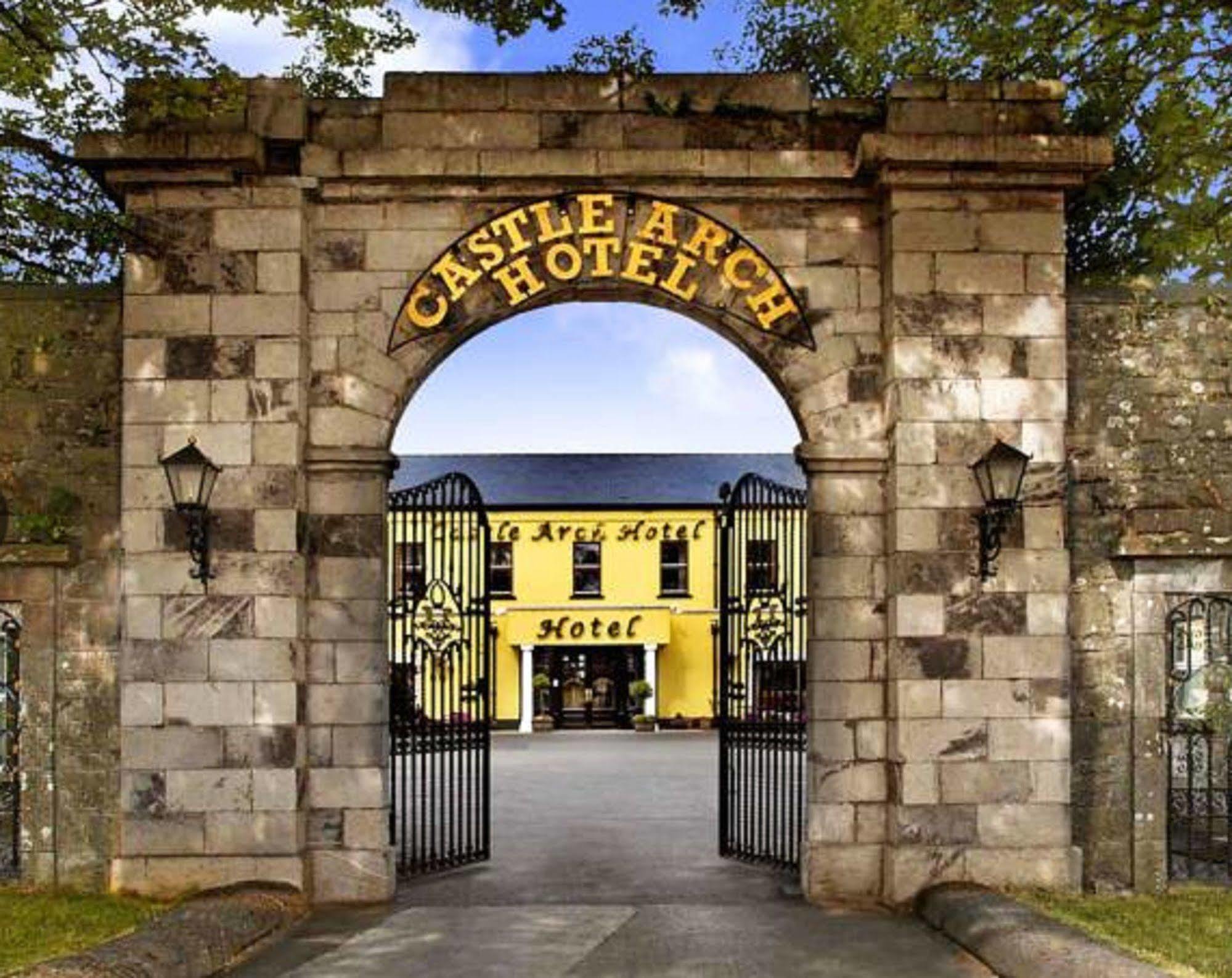 Castle Arch Hotel Trim Buitenkant foto